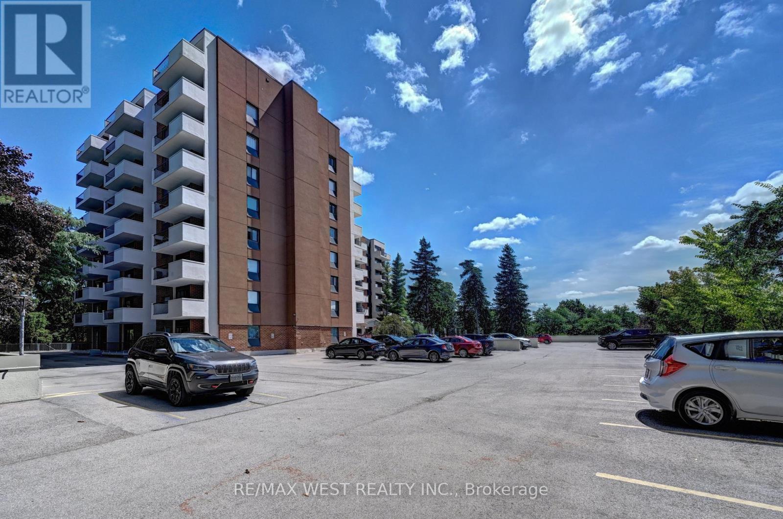 Photo 21 of 705 260 Sheldon Avenue N, Kitchener ON
