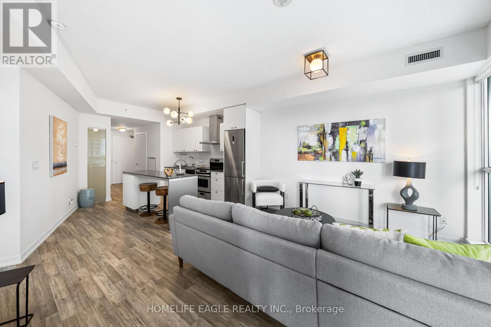 Photo 8 of 706 51 East Liberty Street, Toronto ON