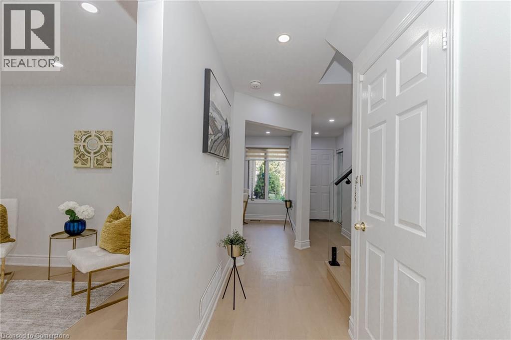 Photo 1 of 152 Blackfoot Trail, Mississauga ON