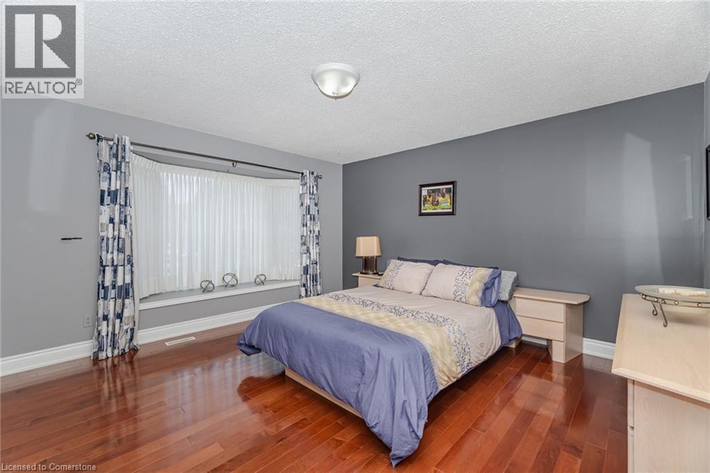 Photo 15 of 15 Brookbank Court, Brampton ON
