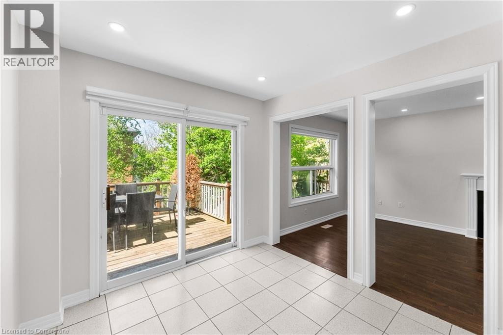 Photo 14 of 60 Crimson Ridge Road, Barrie ON
