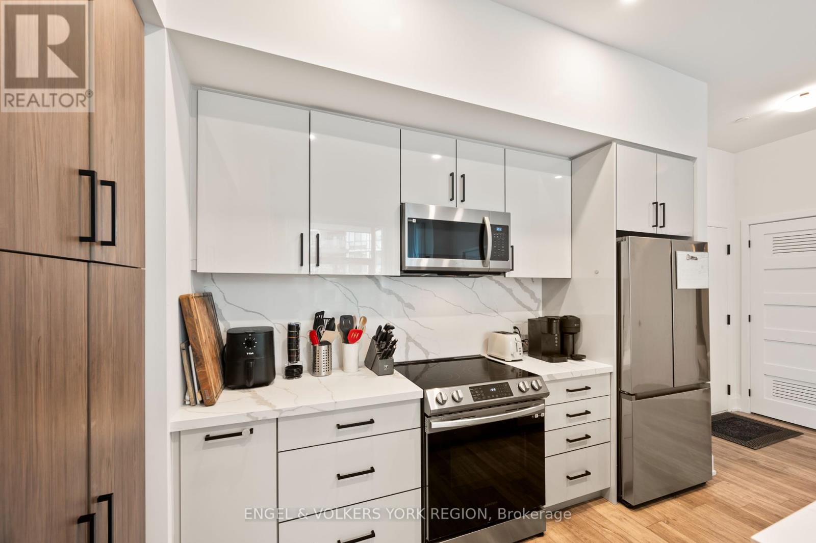Photo 20 of 128 415 Sea Ray Avenue, Innisfil ON