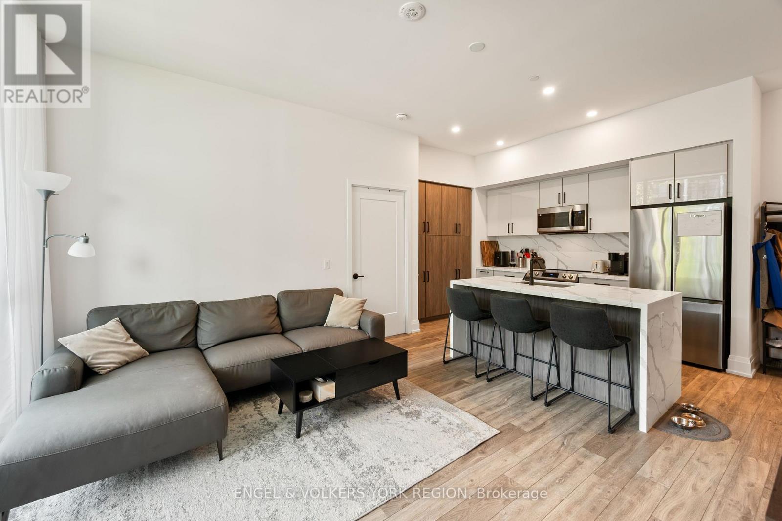 Photo 12 of 128 415 Sea Ray Avenue, Innisfil ON
