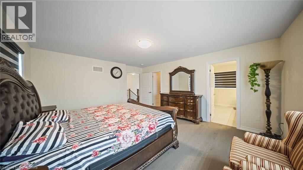 Photo 23 of 96 Strickland Avenue, Brantford ON