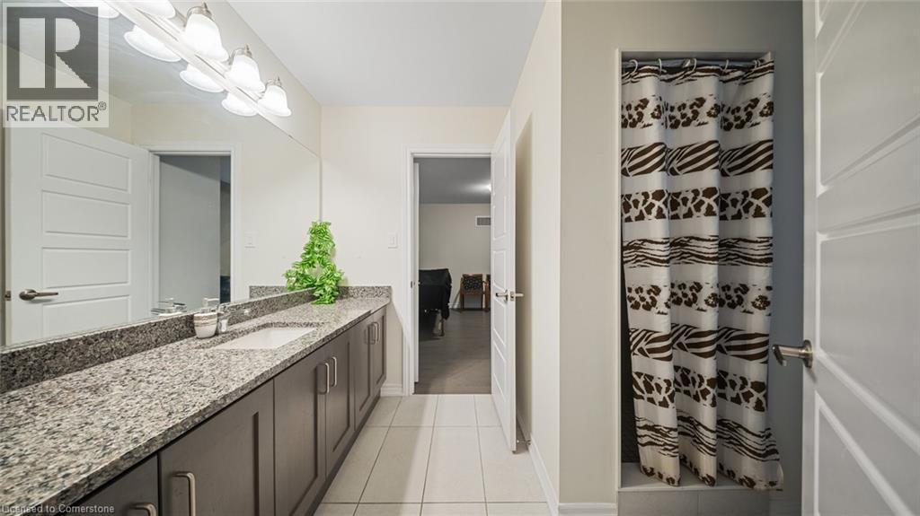Photo 6 of 96 Strickland Avenue, Brantford ON