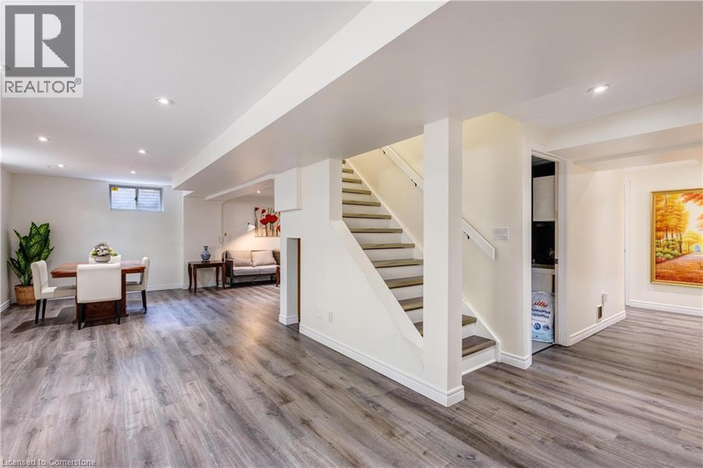 Photo 40 of 525 Leighland Drive, Waterloo ON