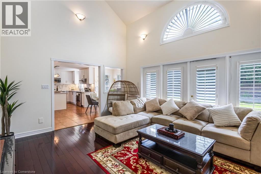 Photo 19 of 525 Leighland Drive, Waterloo ON