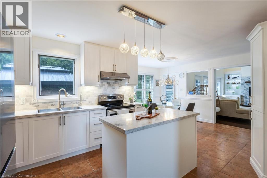 Photo 9 of 525 Leighland Drive, Waterloo ON