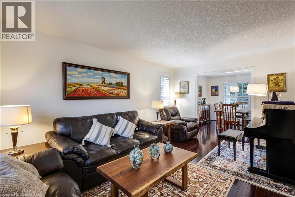 Photo 23 of 525 Leighland Drive, Waterloo ON