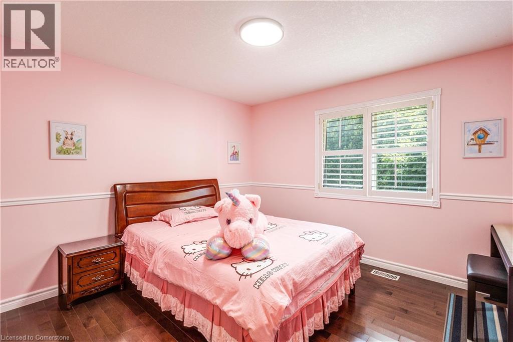 Photo 36 of 525 Leighland Drive, Waterloo ON
