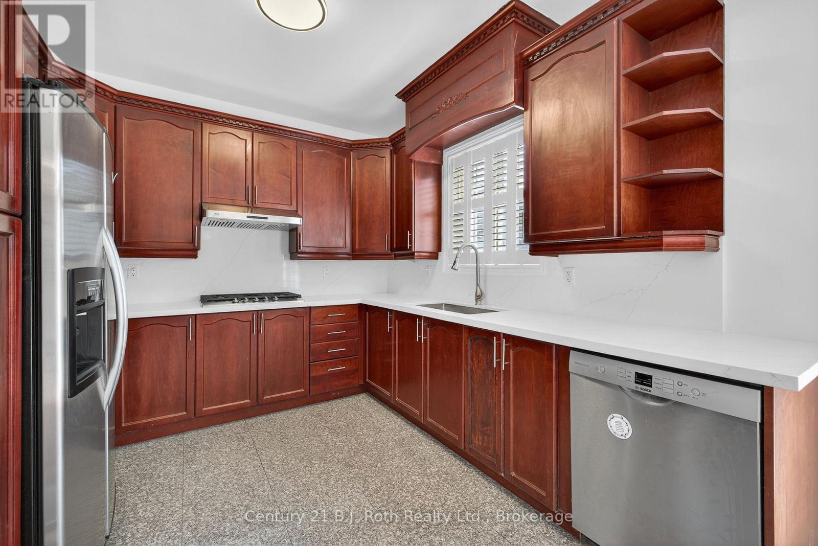 Photo 14 of 94 Destino Crescent, Vaughan ON
