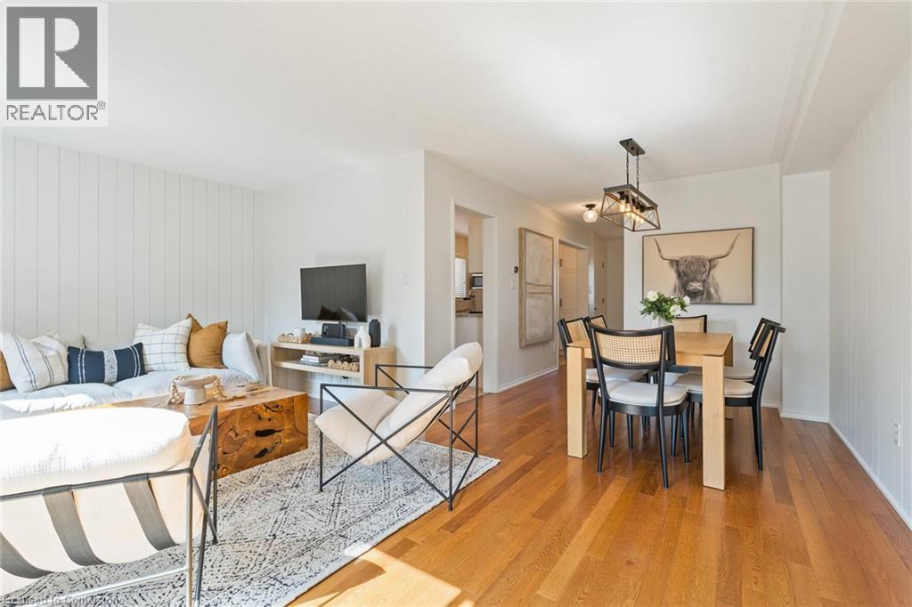 Photo 20 of 506 Taylor Crescent, Burlington ON