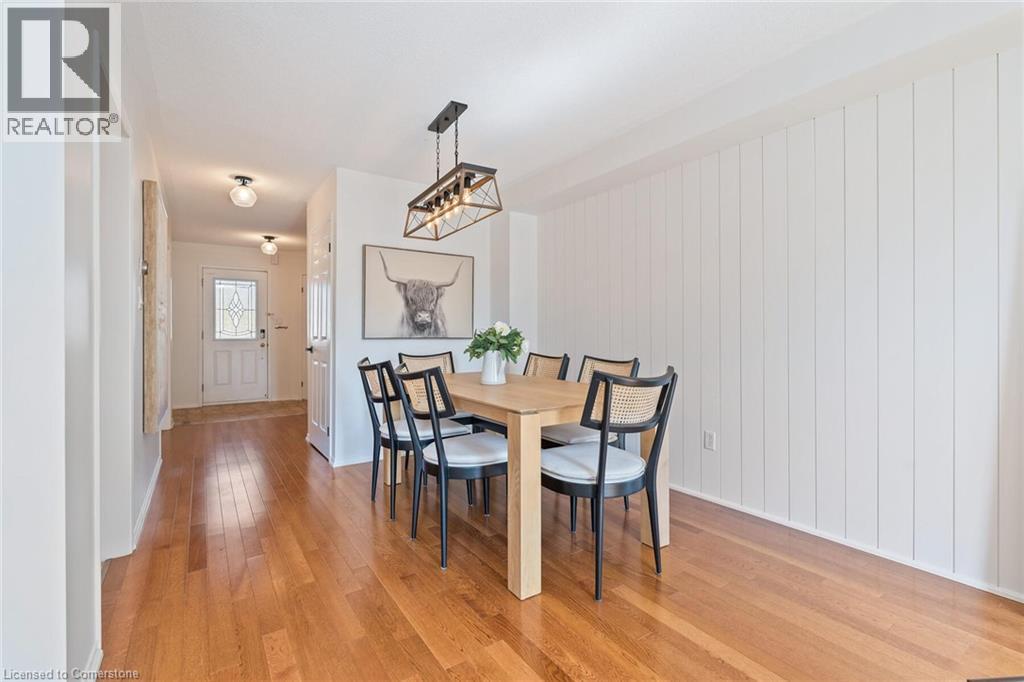 Photo 33 of 506 Taylor Crescent, Burlington ON