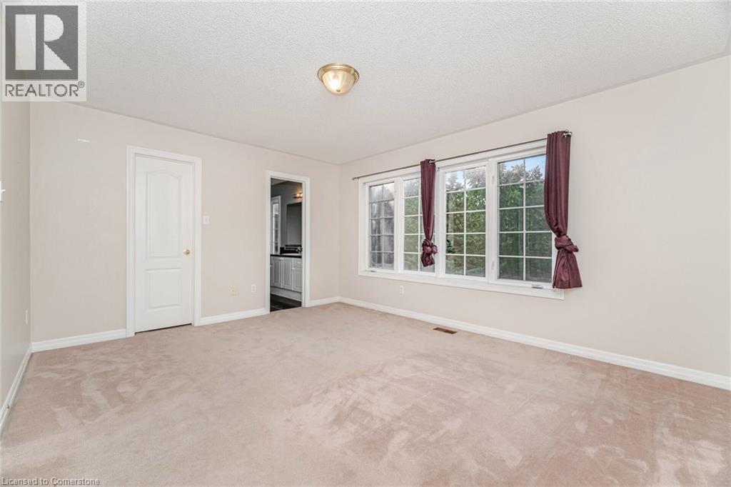 Photo 14 of 2499 Scotch Pine Drive, Oakville ON