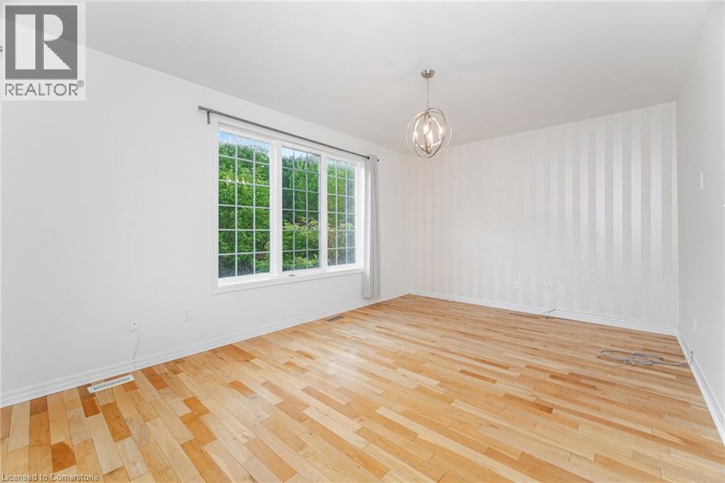 Photo 26 of 2499 Scotch Pine Drive, Oakville ON