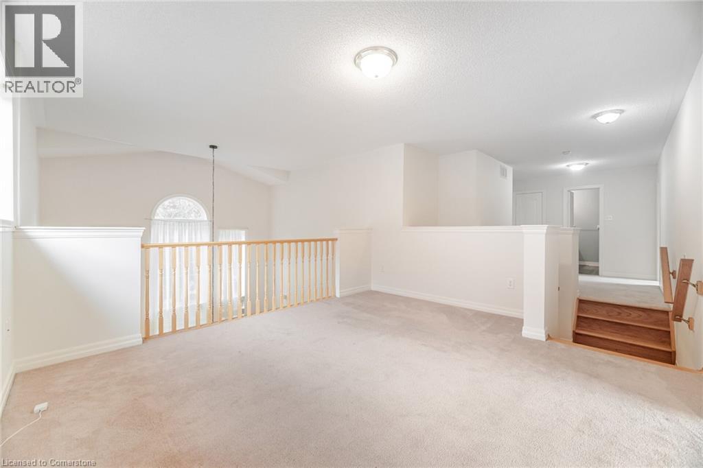Photo 32 of 2499 Scotch Pine Drive, Oakville ON