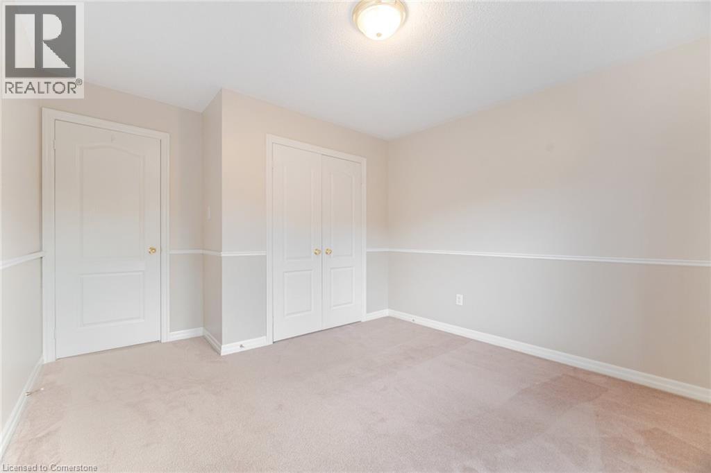 Photo 16 of 2499 Scotch Pine Drive, Oakville ON