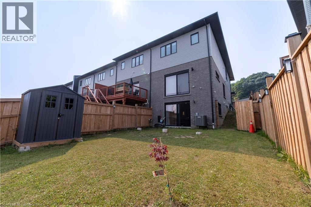 Photo 39 of 933 Robert Ferrie Drive, Kitchener ON