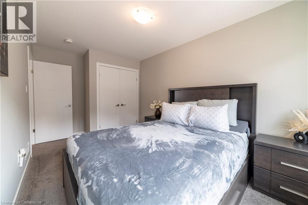 Photo 25 of 933 Robert Ferrie Drive, Kitchener ON