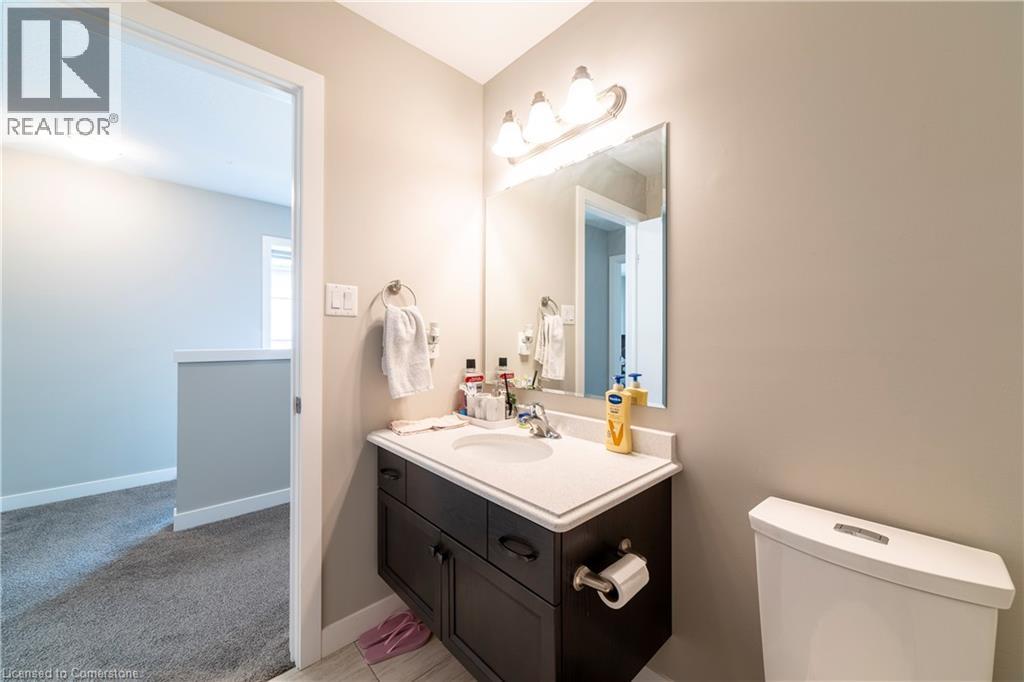 Photo 17 of 933 Robert Ferrie Drive, Kitchener ON