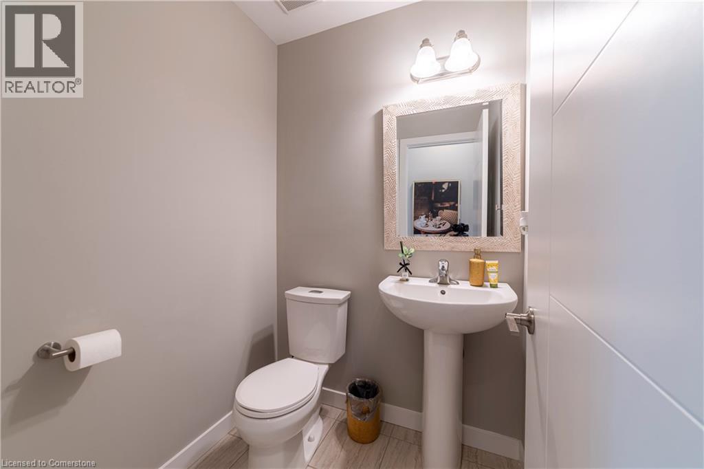 Photo 13 of 933 Robert Ferrie Drive, Kitchener ON