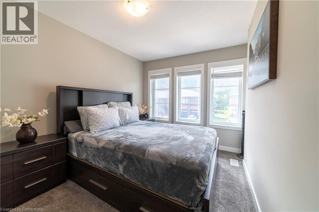 Photo 35 of 933 Robert Ferrie Drive, Kitchener ON