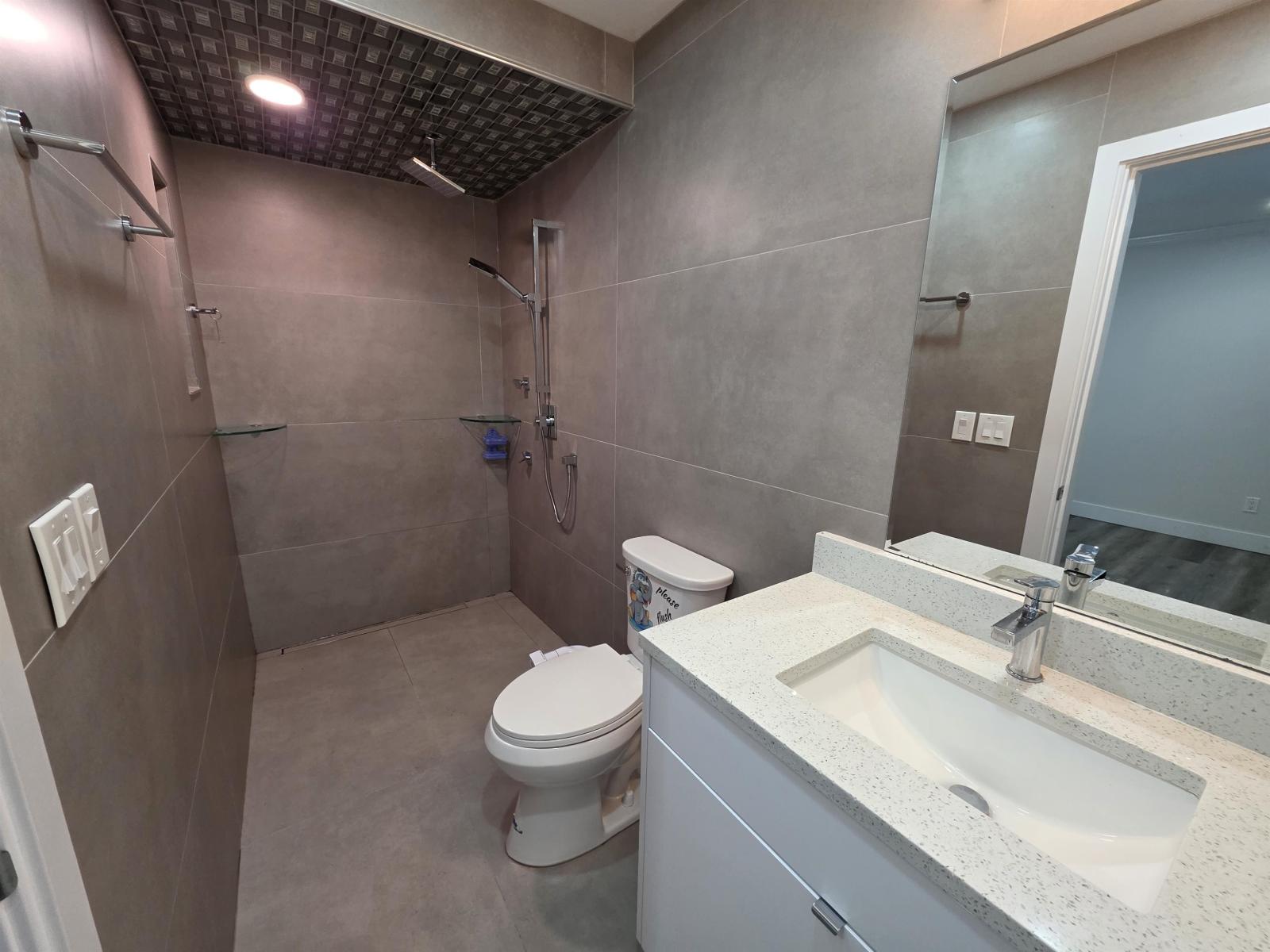 10381 MAIN, Delta