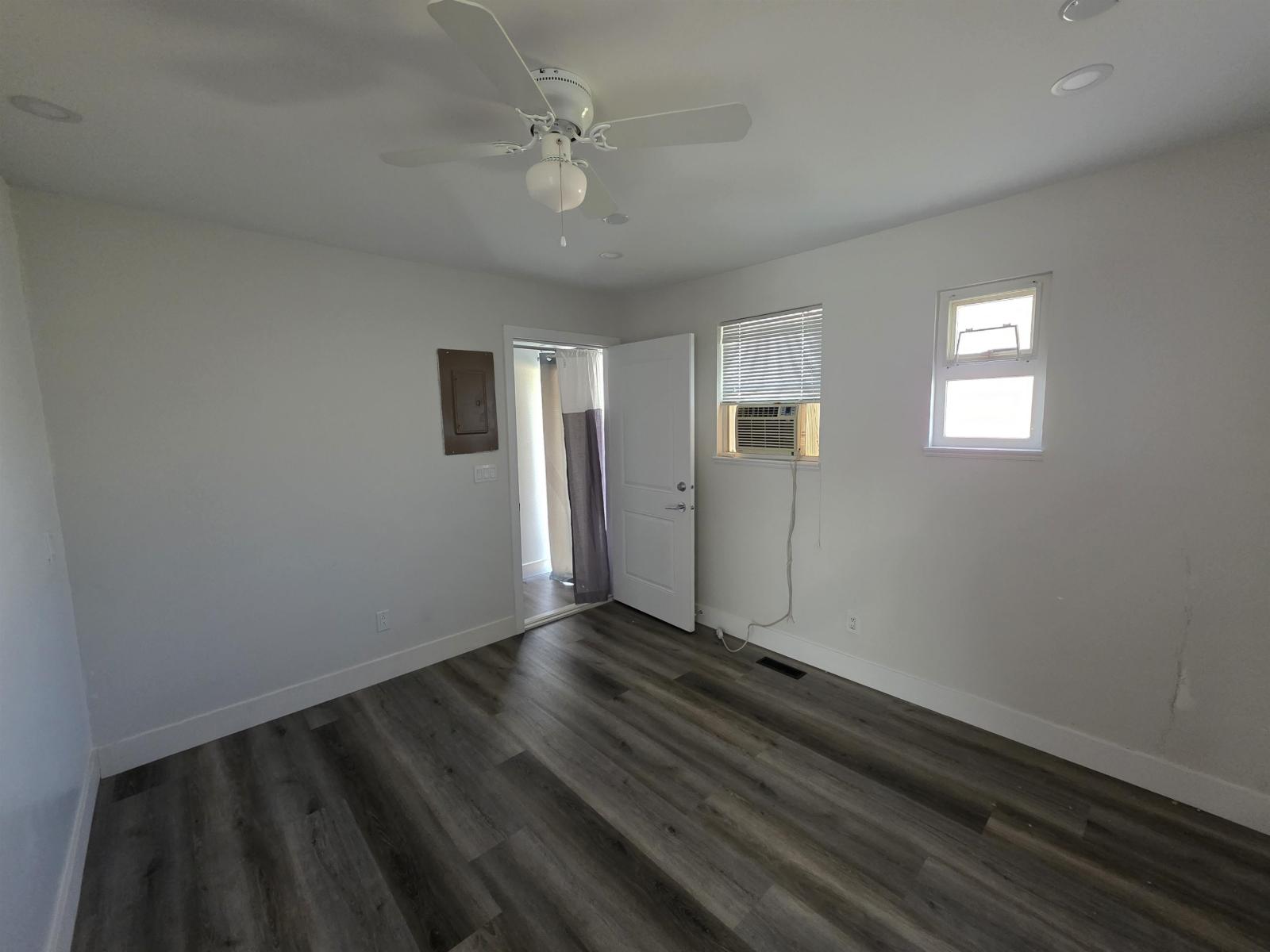 10381 MAIN, Delta