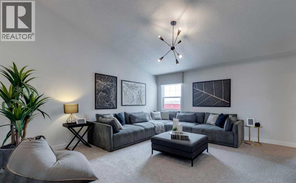 Photo 3 of 22 Wintergreen Bend, Okotoks AB