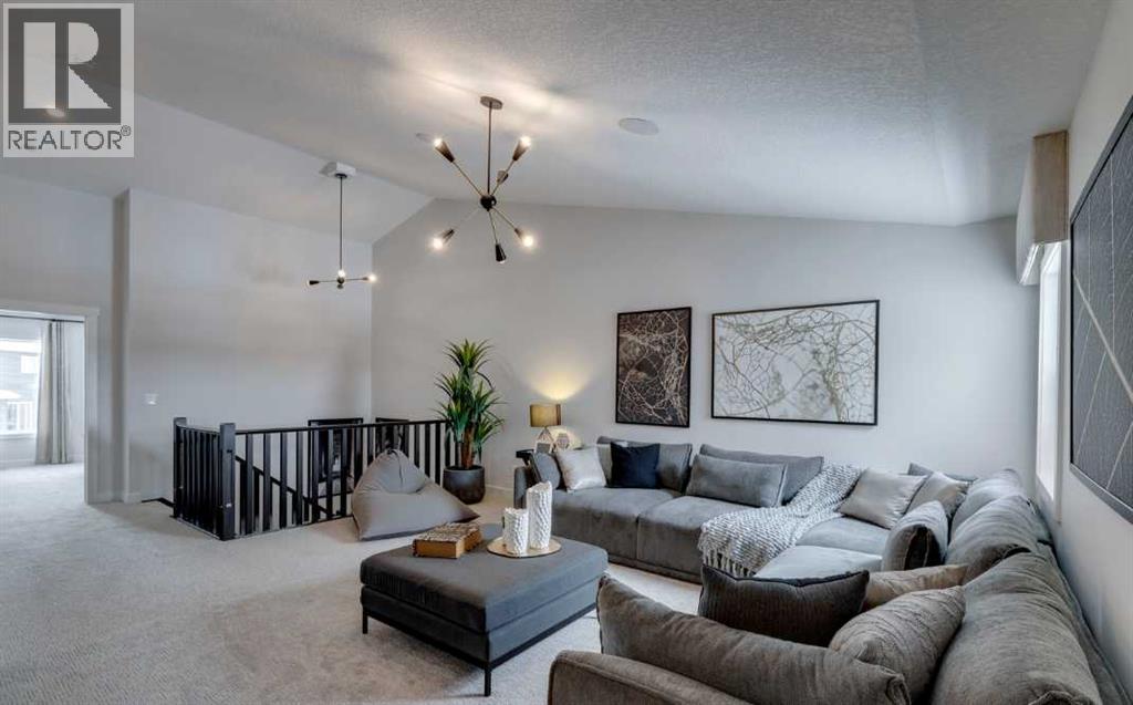 Photo 33 of 22 Wintergreen Bend, Okotoks AB