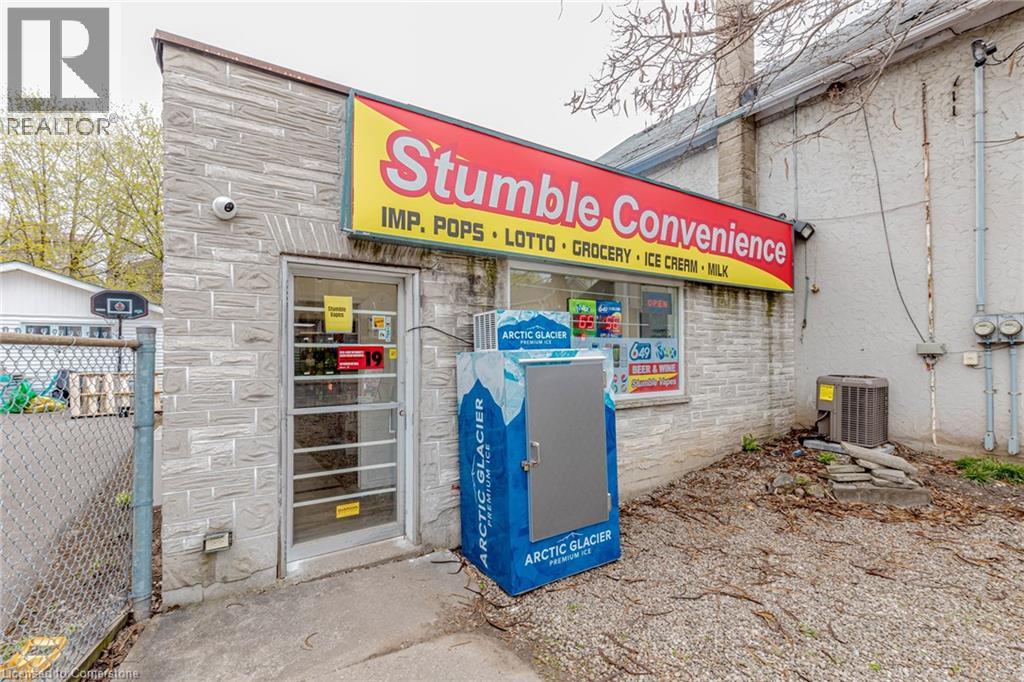 Photo 5 of 136 Cooper Street, Cambridge ON