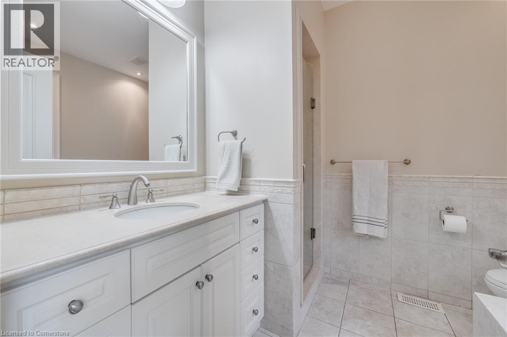 Photo 20 of 503 Meadow Wood Road, Mississauga ON