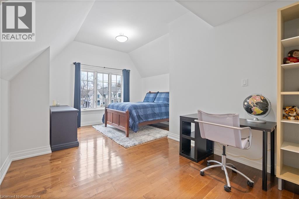 Photo 34 of 503 Meadow Wood Road, Mississauga ON