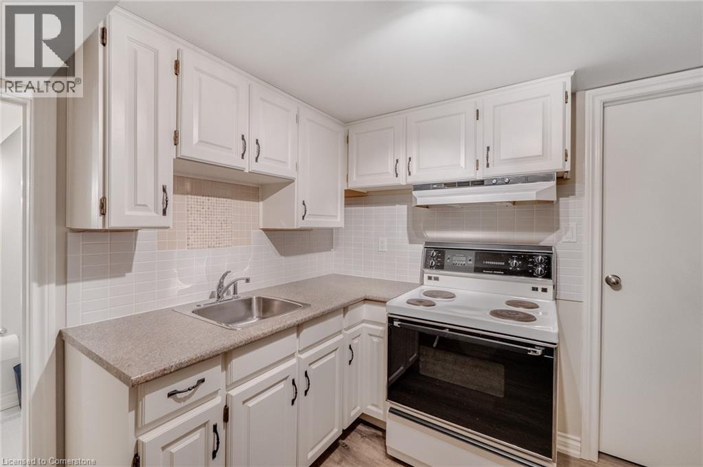 Photo 37 of 503 Meadow Wood Road, Mississauga ON