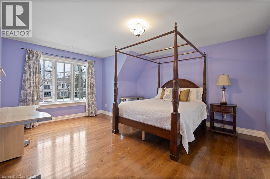 Photo 35 of 503 Meadow Wood Road, Mississauga ON