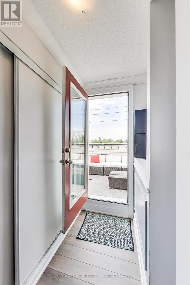 Photo 21 of 231 380 Hopewell Avenue, Toronto ON