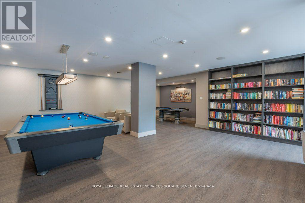 Photo 14 of 705 4235 Sherwoodtowne Boulevard, Mississauga ON