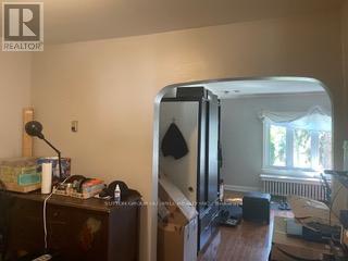 Photo 8 of 1 248 South Kingsway, Toronto ON