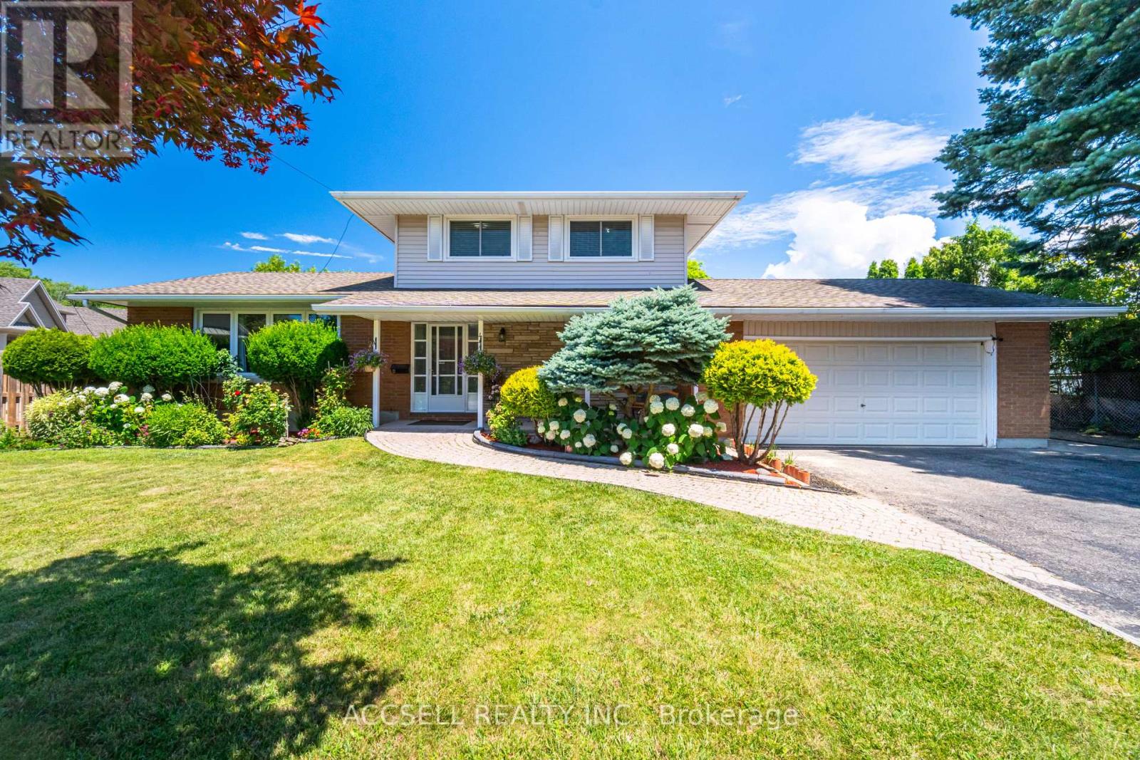 Photo 34 of 4 Tanner Circle, St Catharines ON