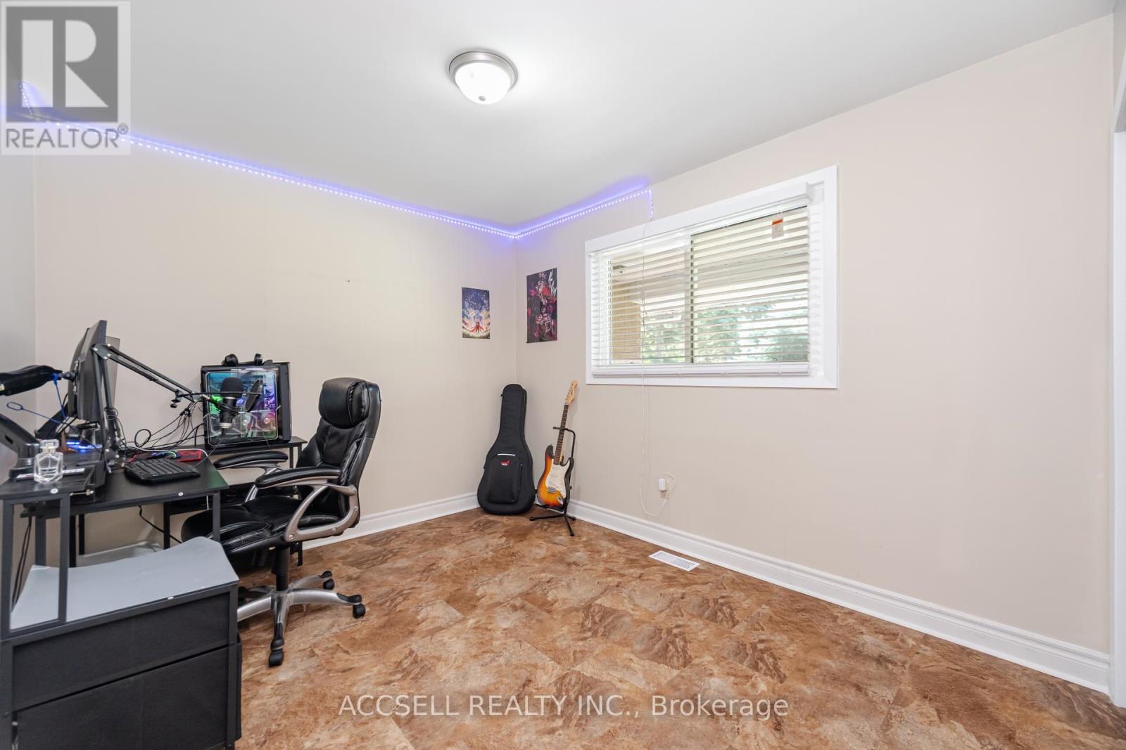 Photo 43 of 4 Tanner Circle, St Catharines ON