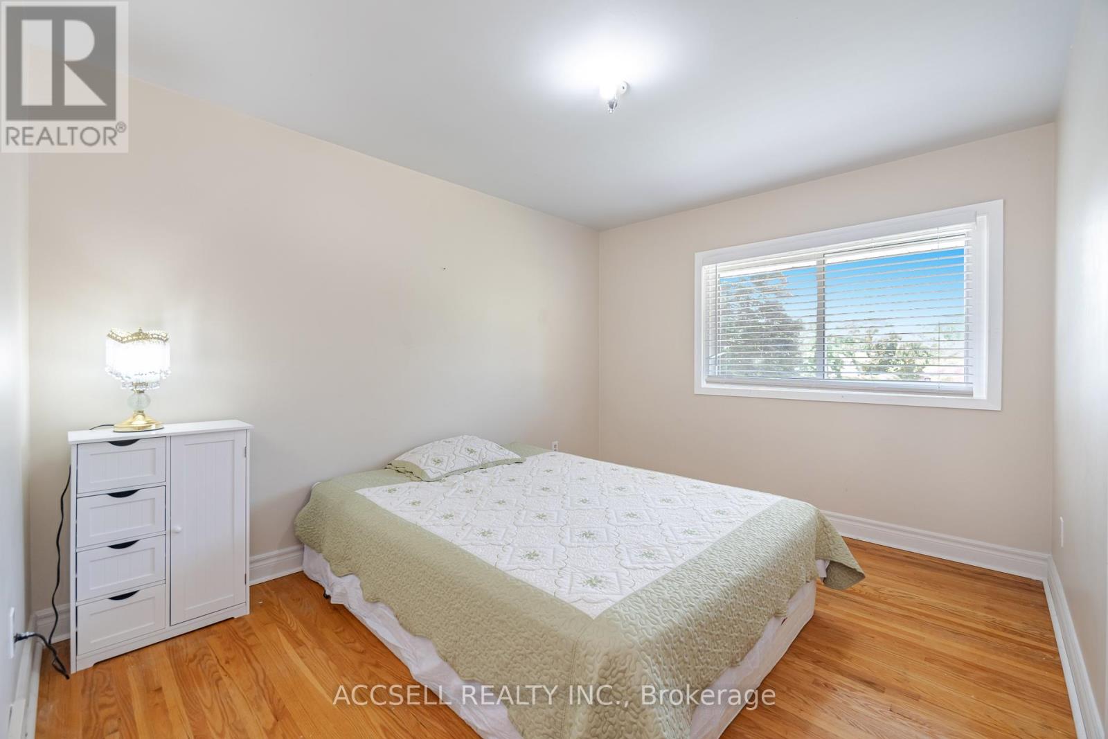 Photo 35 of 4 Tanner Circle, St Catharines ON