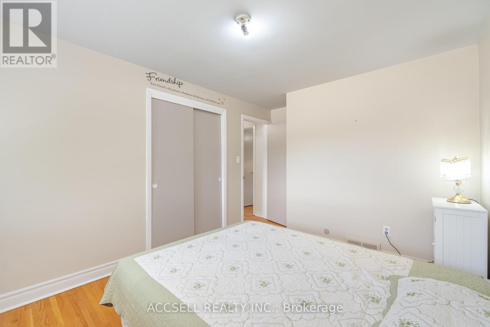 Photo 15 of 4 Tanner Circle, St Catharines ON