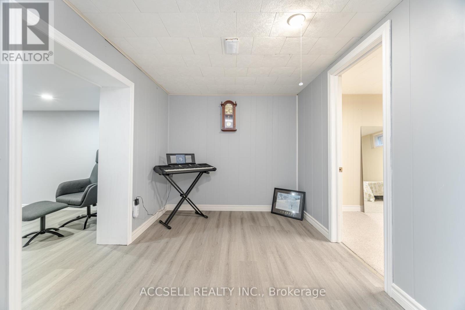 Photo 47 of 4 Tanner Circle, St Catharines ON