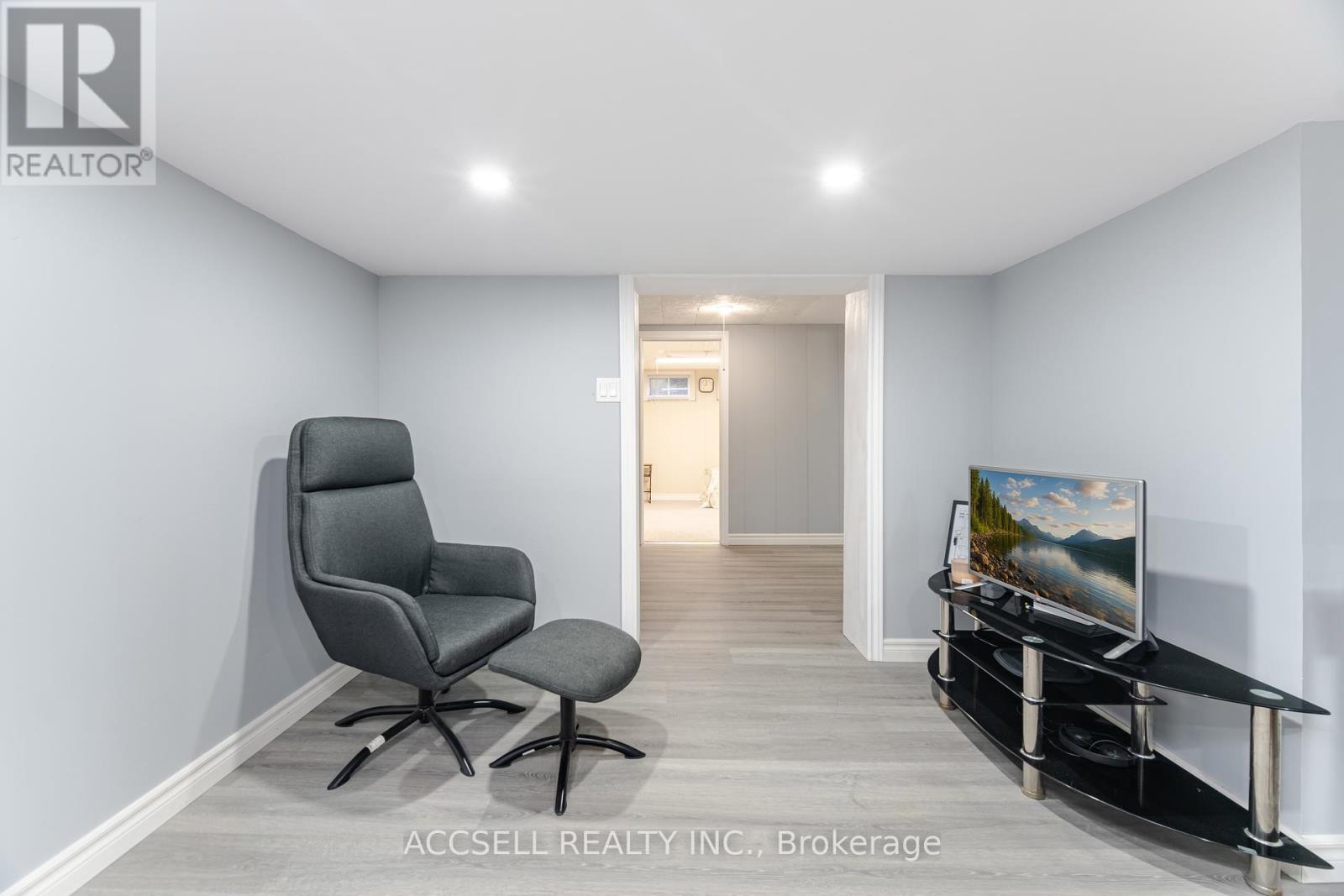 Photo 30 of 4 Tanner Circle, St Catharines ON