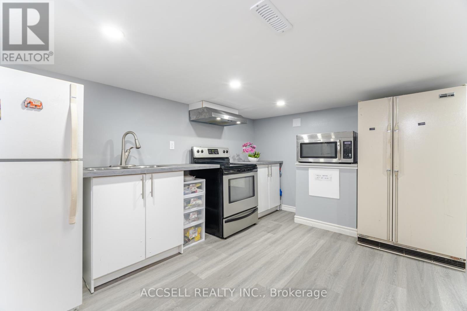 Photo 29 of 4 Tanner Circle, St Catharines ON