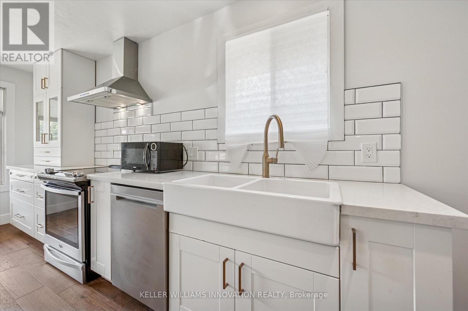 Photo 8 of 79 Lorraine Drive, Cambridge ON