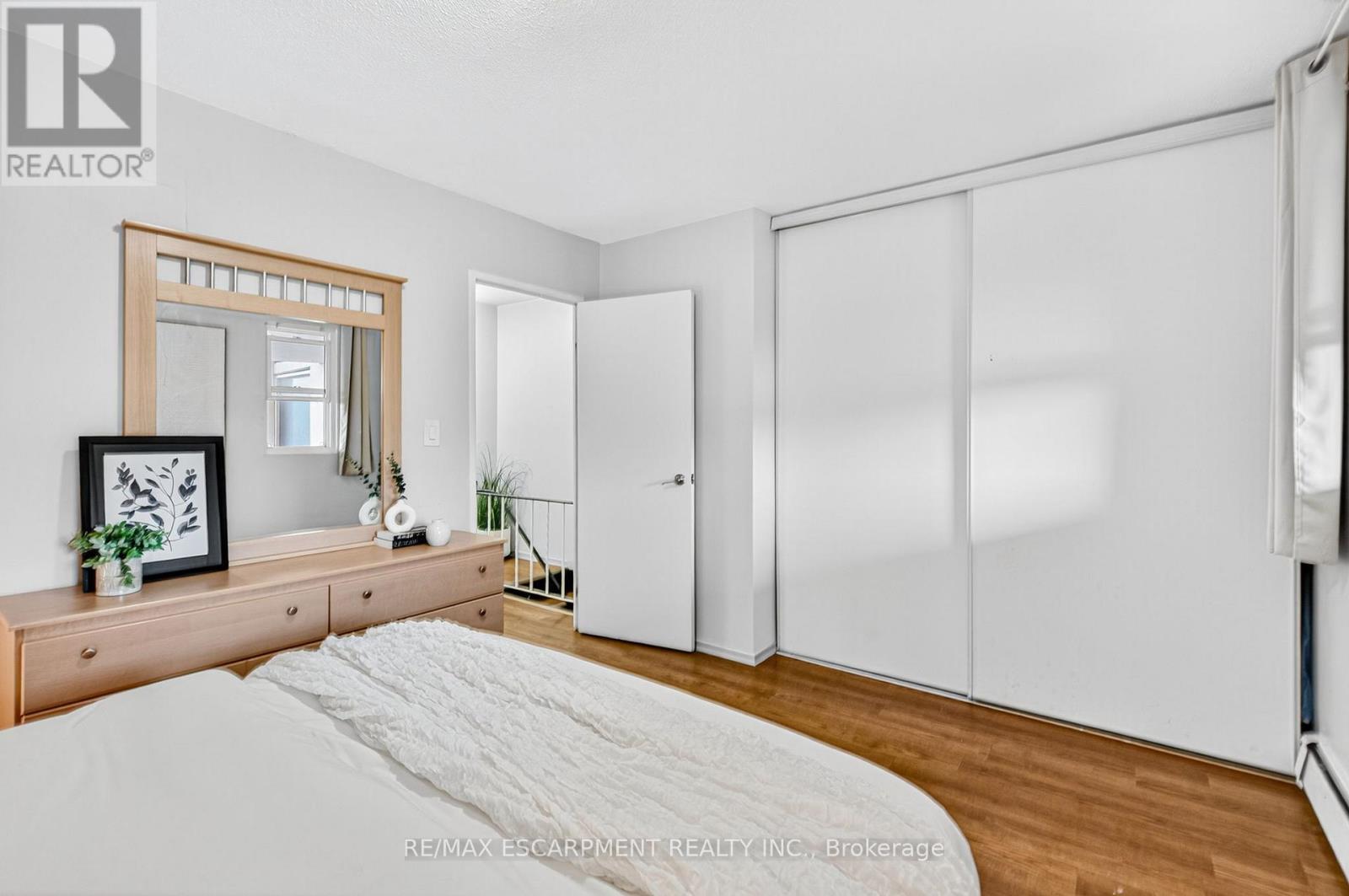 Photo 12 of 320 350 Quigley Road, Hamilton ON