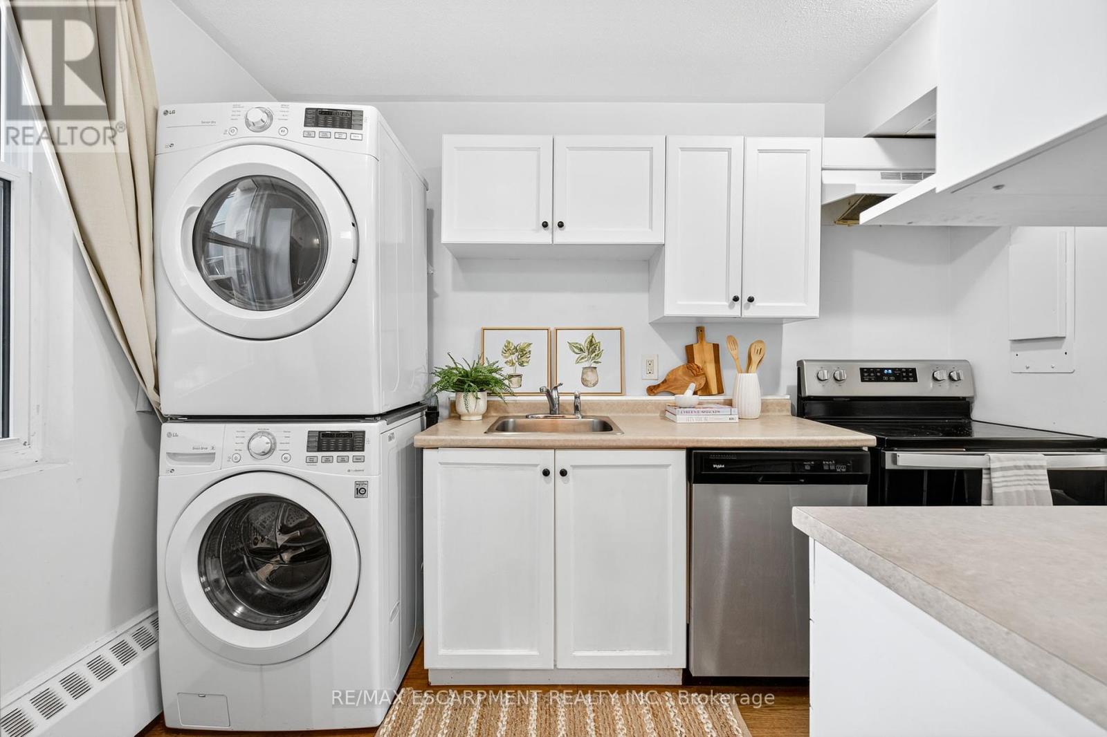 Photo 4 of 320 350 Quigley Road, Hamilton ON