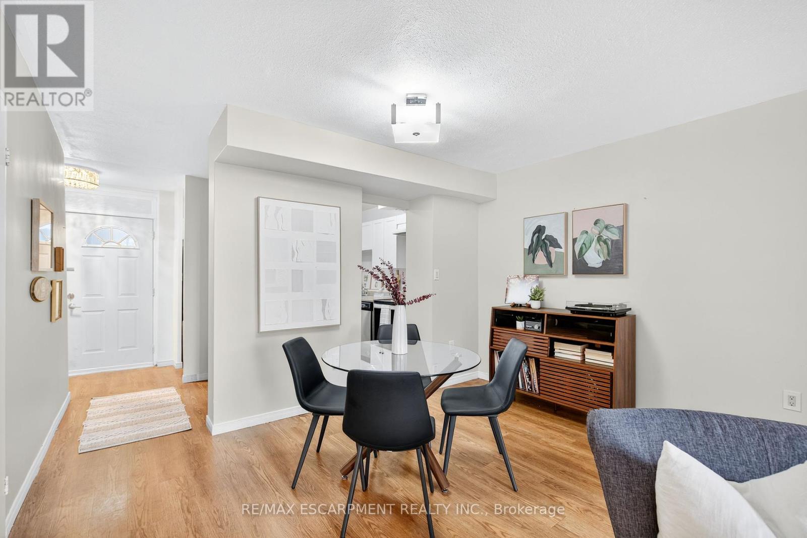 Photo 6 of 320 350 Quigley Road, Hamilton ON