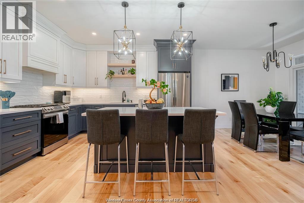 Photo 6 of 13 Summerville Avenue, Leamington ON